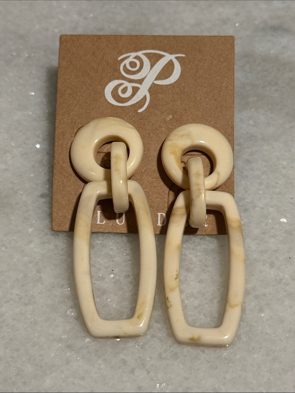 Plunder design Marble Cream Resin Drop Earrings New
